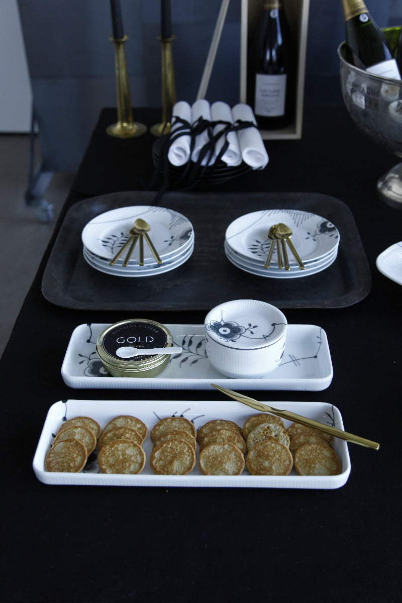 Royal Copenhagen Sort Mega riflet fad - 36 cm. - Bahne